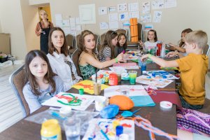 Гипоопека как тип воспитания — причины и последствия