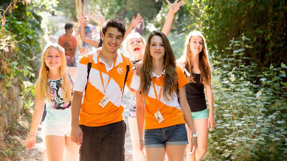 Как выбрать лучший летний лагерь для подростков